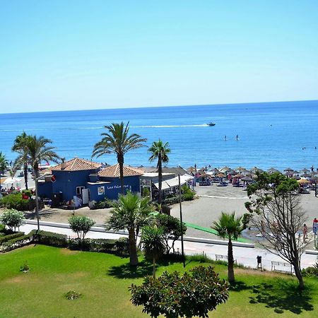 Spacious 1 Bedroom Apartment, Beach Front, Torrox Costa 외부 사진