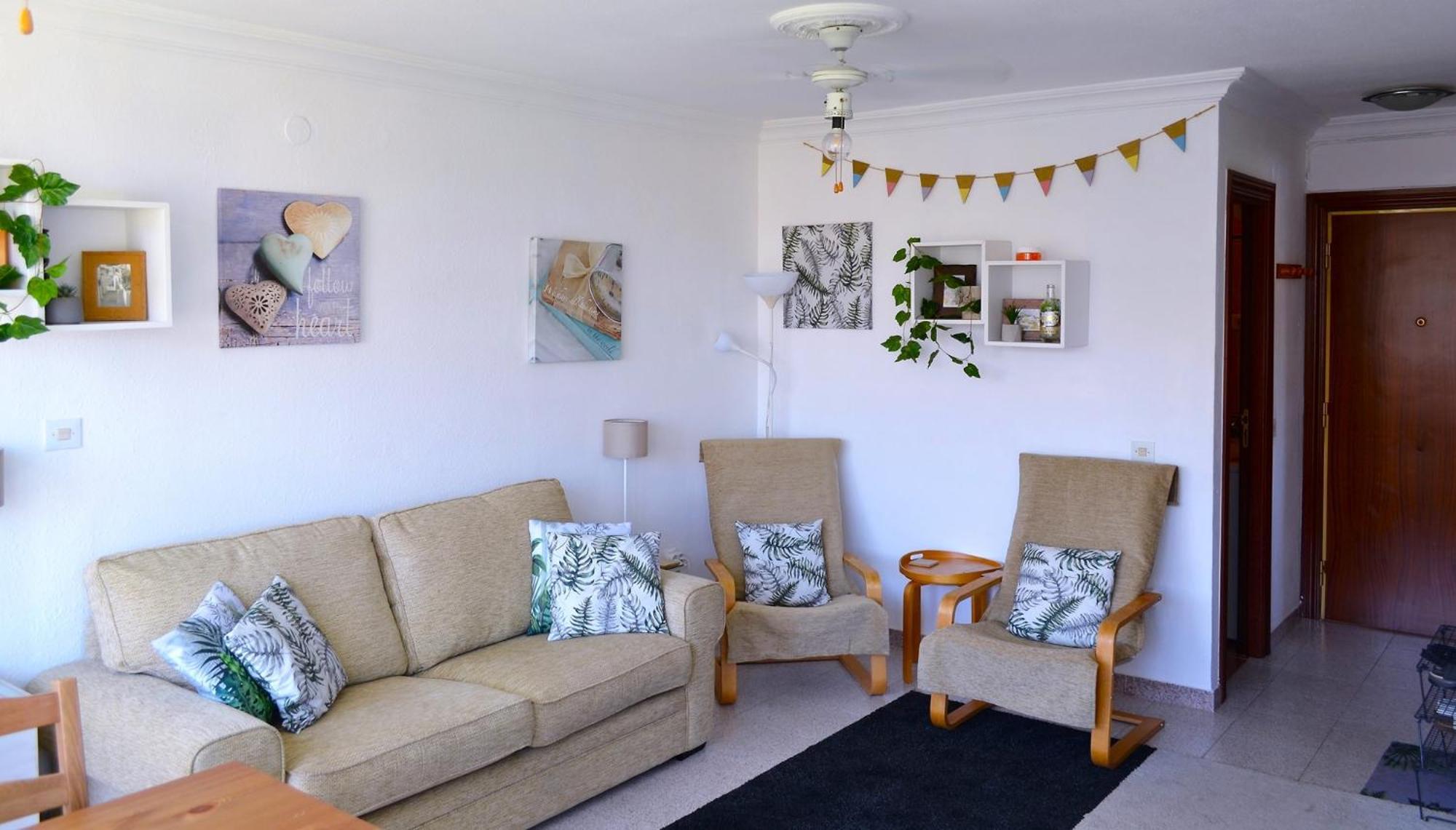 Spacious 1 Bedroom Apartment, Beach Front, Torrox Costa 외부 사진