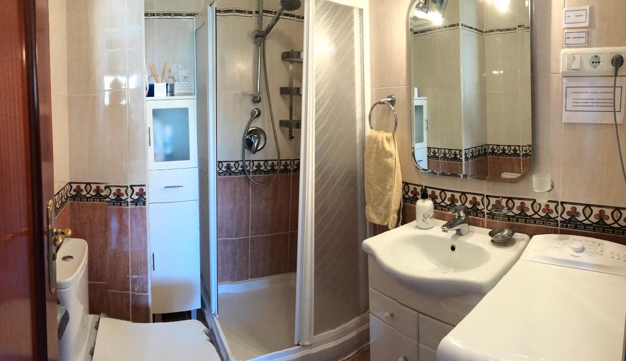 Spacious 1 Bedroom Apartment, Beach Front, Torrox Costa 외부 사진