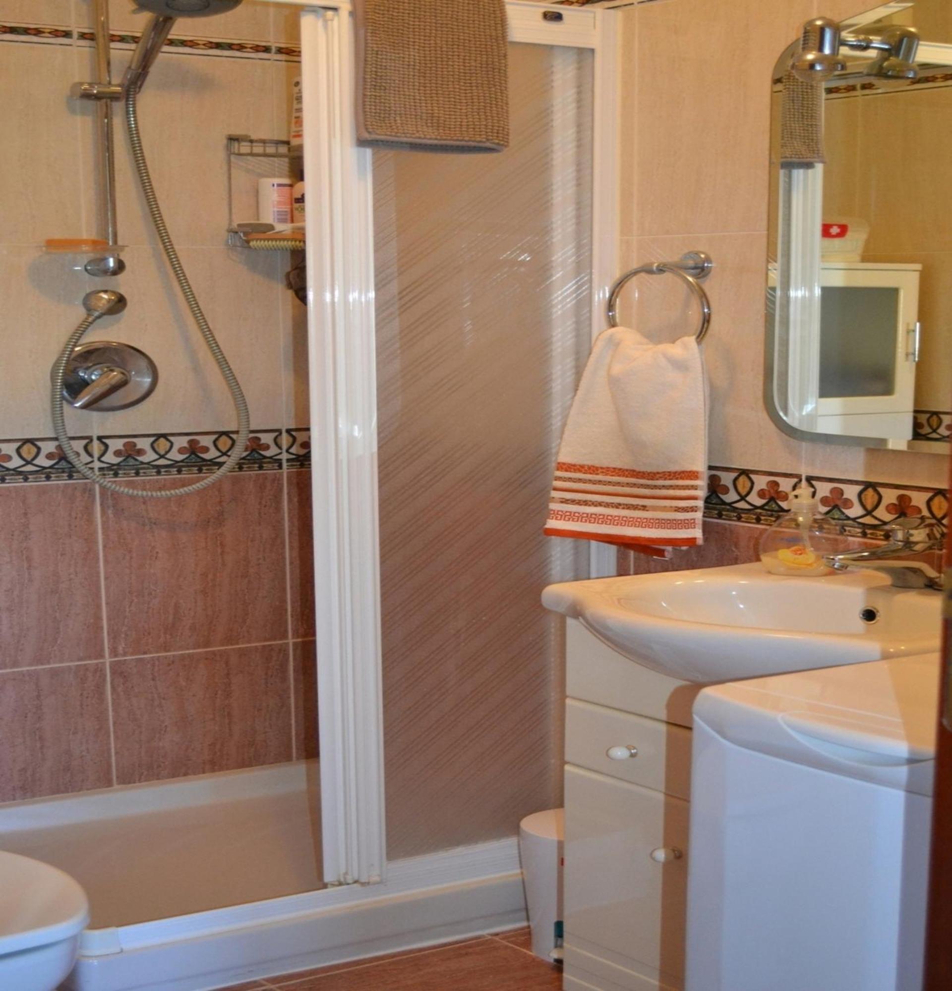 Spacious 1 Bedroom Apartment, Beach Front, Torrox Costa 외부 사진