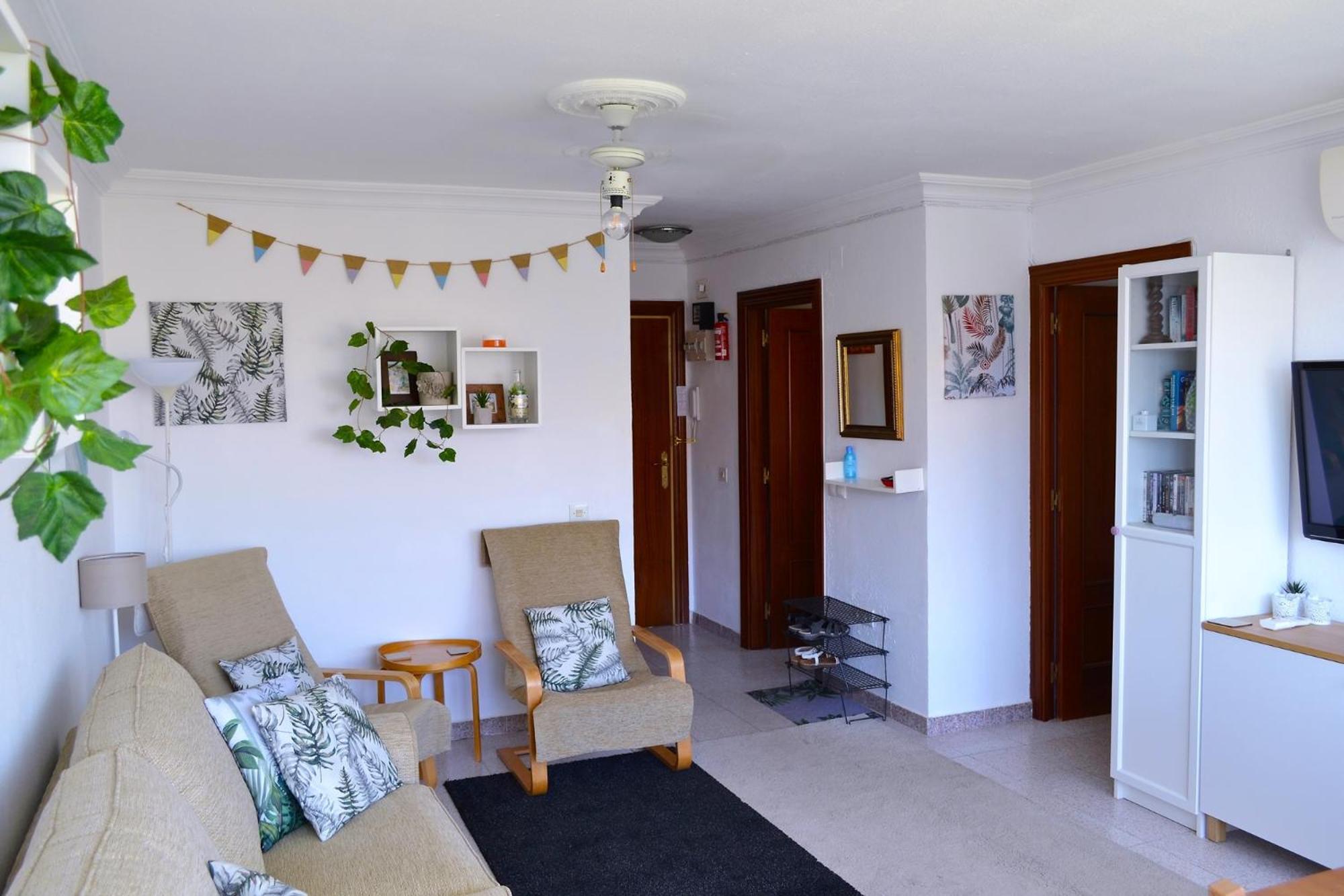 Spacious 1 Bedroom Apartment, Beach Front, Torrox Costa 외부 사진