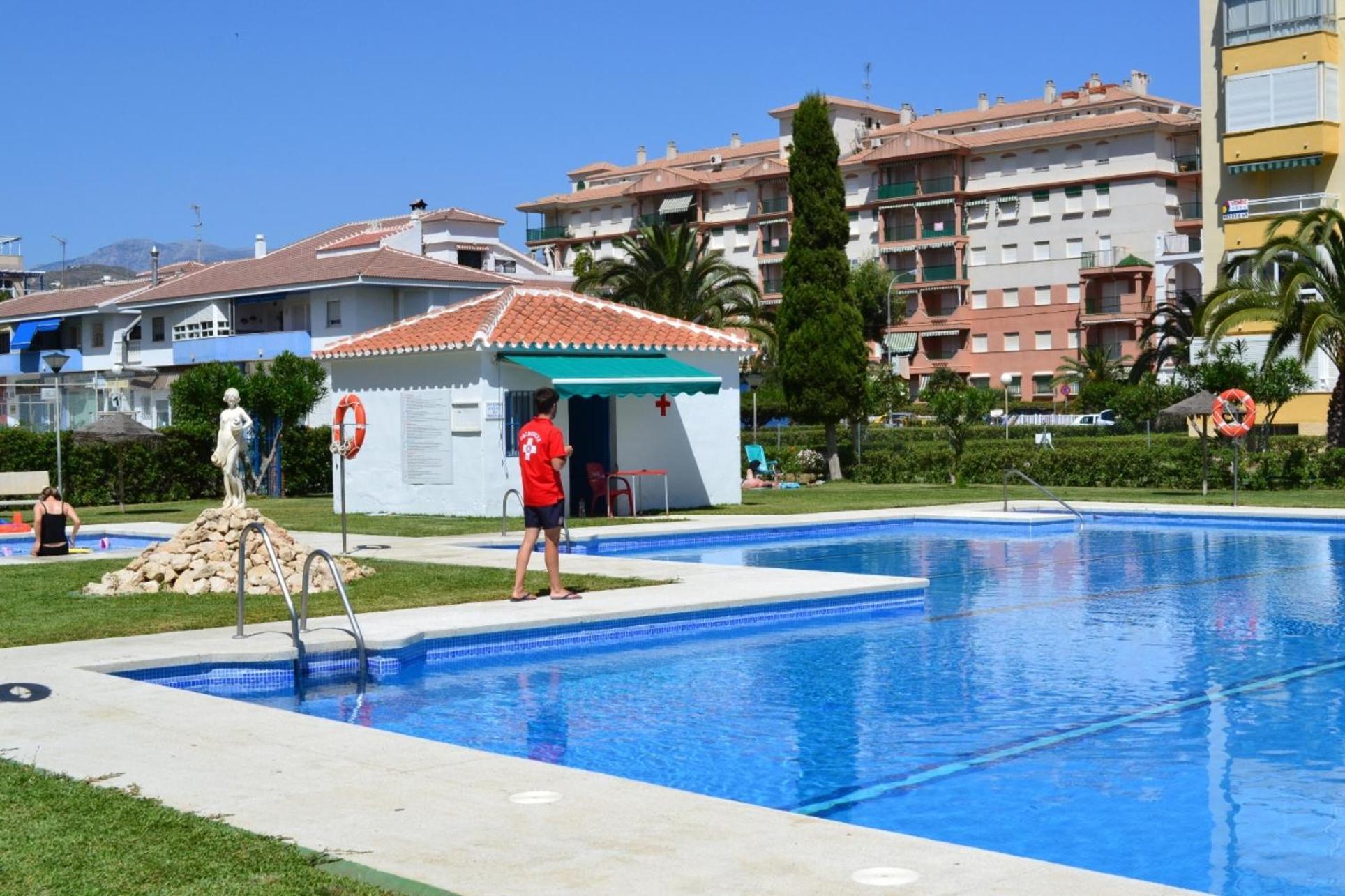 Spacious 1 Bedroom Apartment, Beach Front, Torrox Costa 외부 사진