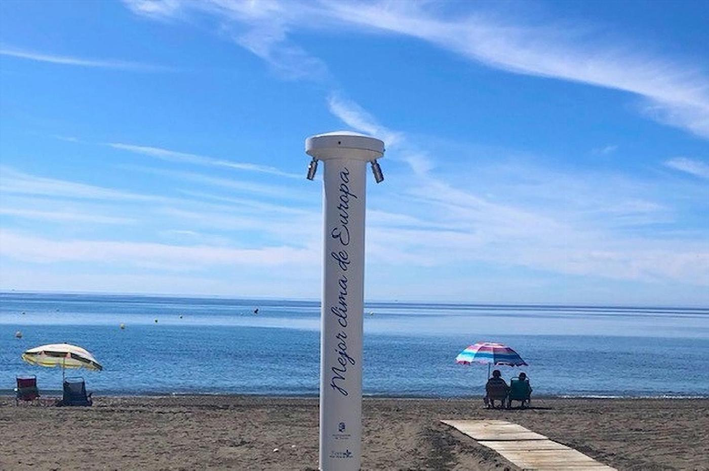 Spacious 1 Bedroom Apartment, Beach Front, Torrox Costa 외부 사진